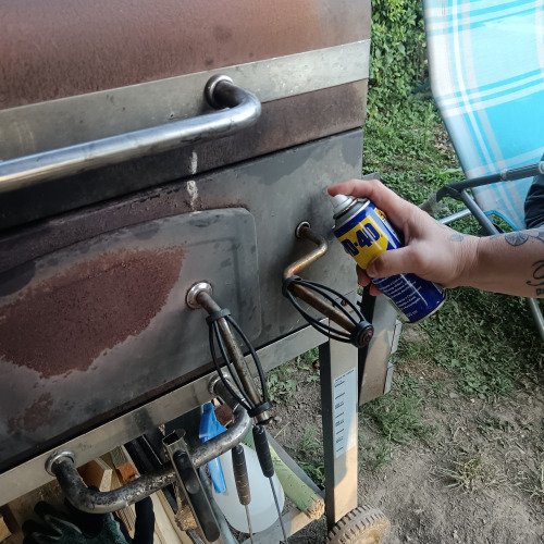Mazani kliky u grilu