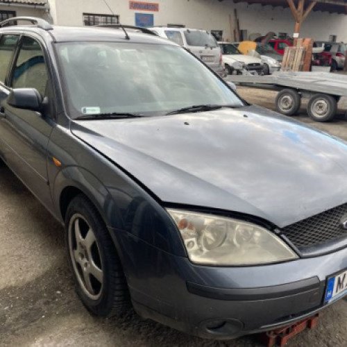 renovace starého zámku dveří na autě Ford Mondeo