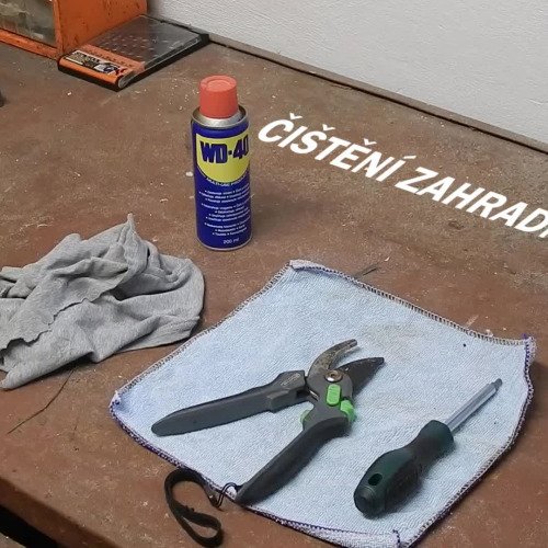 Čištění zahradních nůžek